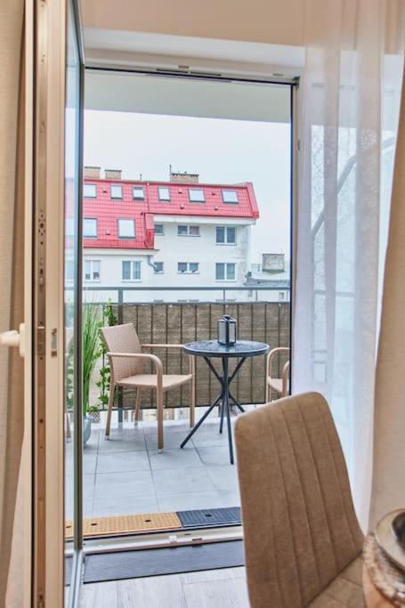 Golden Hour Apartments- Plac Slowianski 26 Свиноуйсьце Экстерьер фото